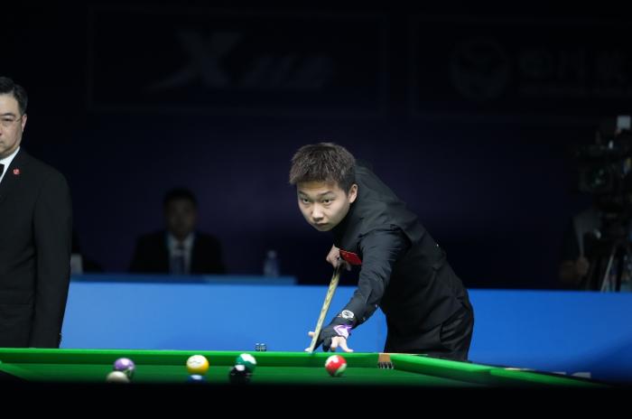 着丰富的经 着丰富的经