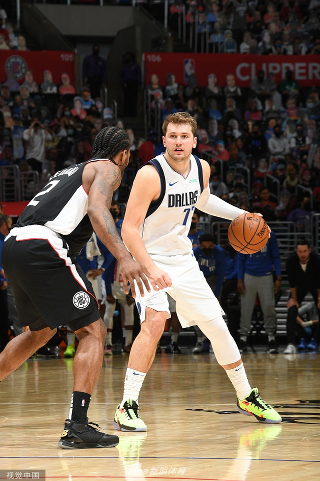 多名内部人 多名内部人