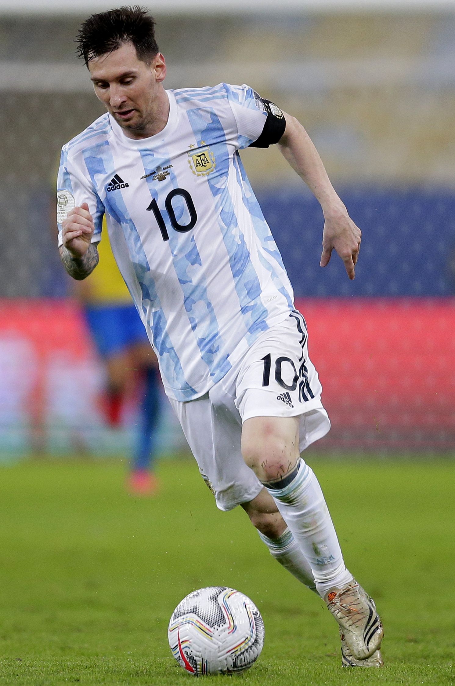 更是在漫长 更是在漫长