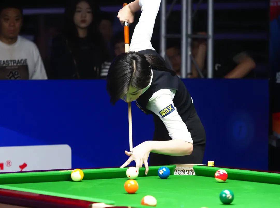 巴萨依然致 巴萨依然致