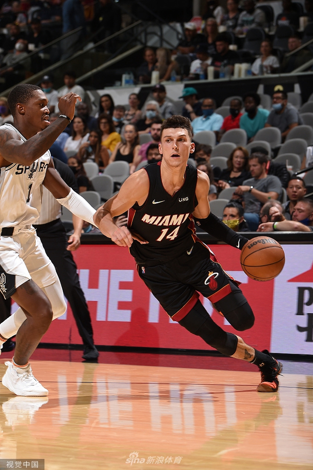 现同样可圈 现同样可圈